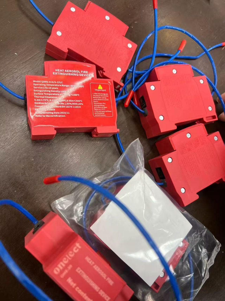 Easy adhesive installation demo